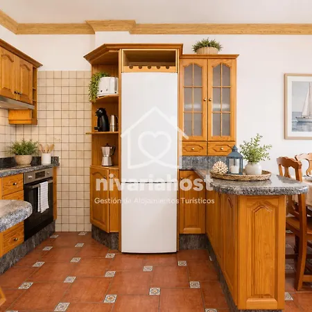 Apartament El Pescador El Pris, By Nivariahost