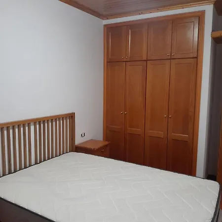 El Pescador El Pris, By Nivariahost